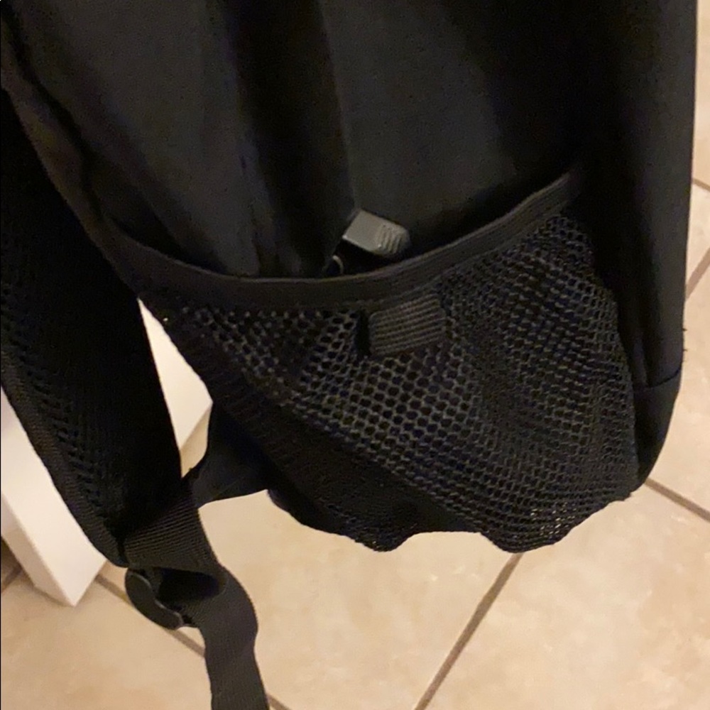 Backpack 🎒 - Picture 6 of 11